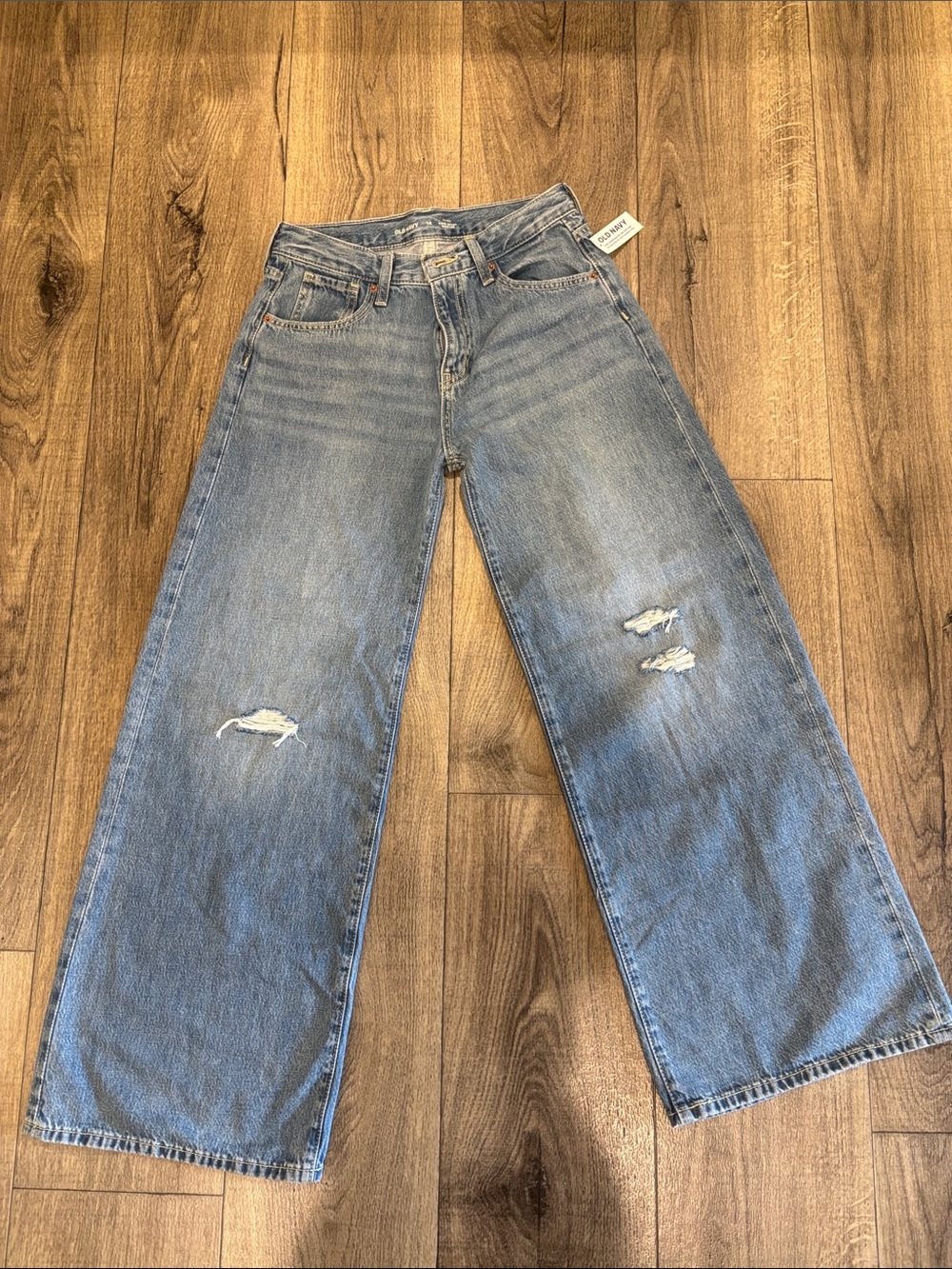 Old Navy Light Wide-Leg Distressed Jeans